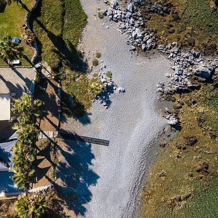 Villa Proto Helidoni - A Cozy Beachfront Villa Petres  Ngoại thất bức ảnh